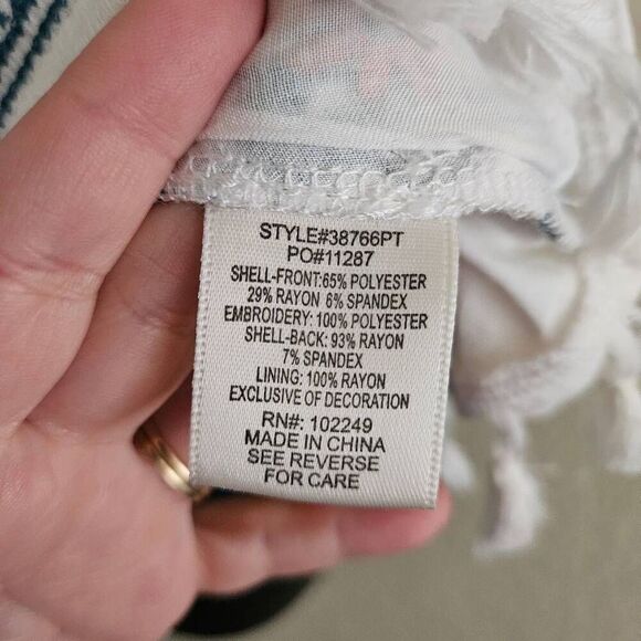 NWT Skies Are Blue Stitch Fix Nutria Top - Picture 6 of 12